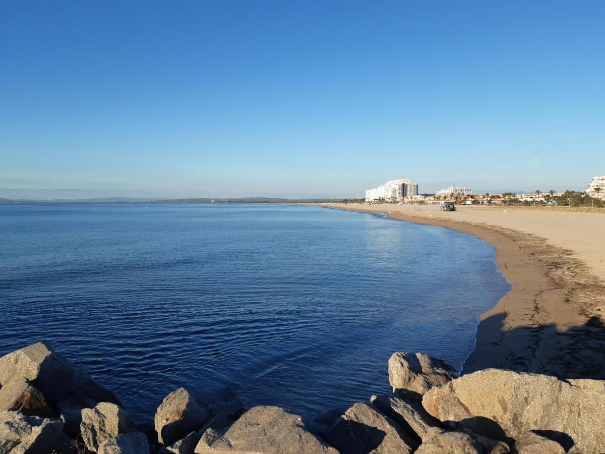 Xon'S Platja Ha Hotell Empuriabrava Eksteriør bilde
