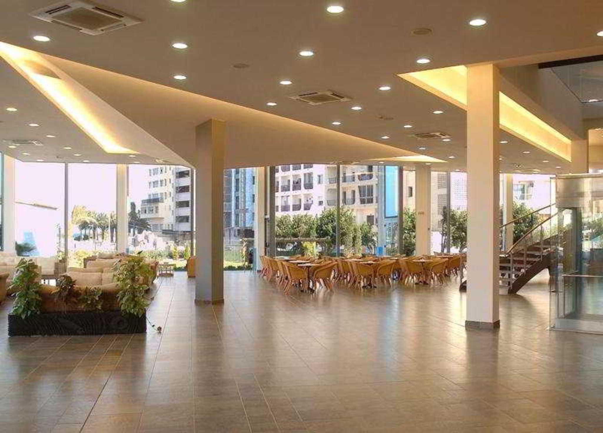 Xon'S Platja Ha Hotell Empuriabrava Eksteriør bilde